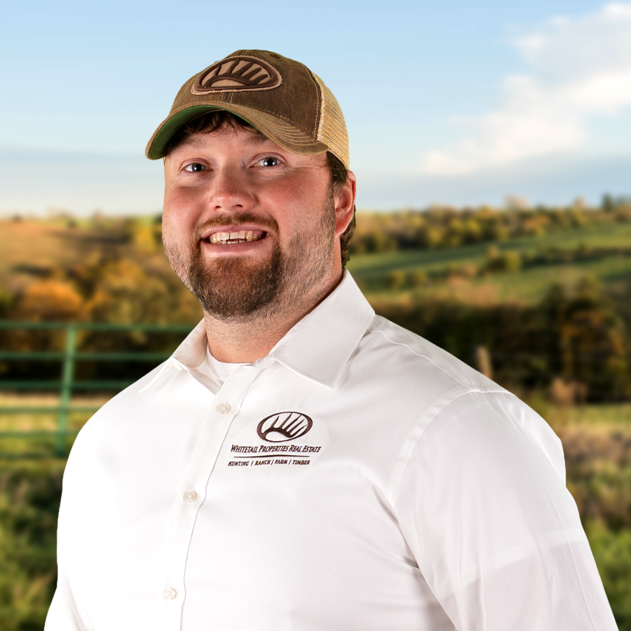 Trevor Messinger Profile Headshot