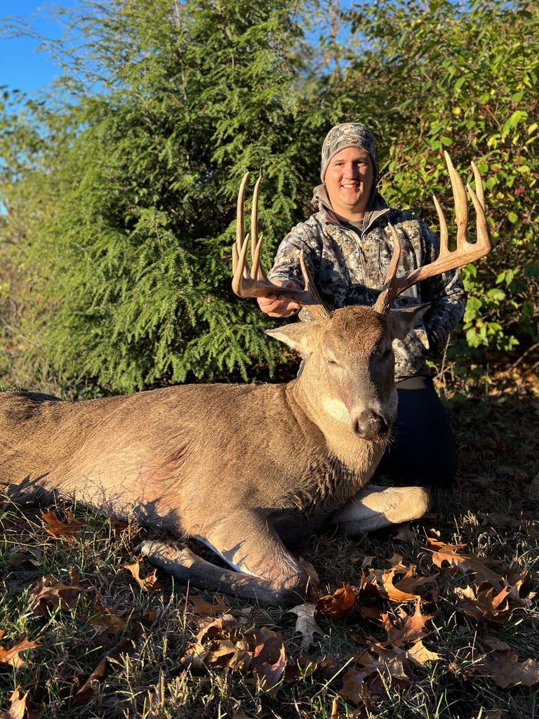 8958AF6E-6FB7-4D14-AD8F-008F910A4536_1_105_c - Tyler Fritz